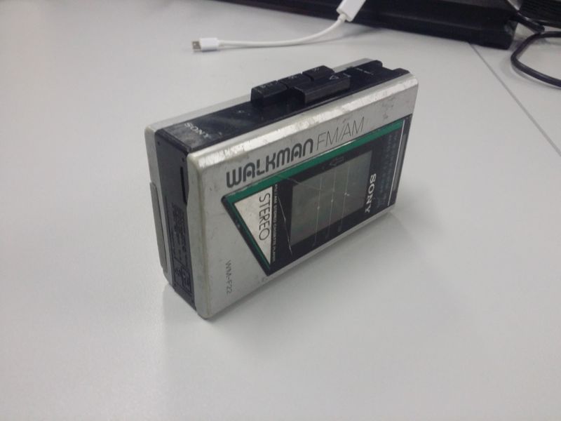 Datei:3D Walkmanbatterieabdeckung 06.jpg