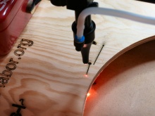 CO2 Lasercutter Holz.JPG